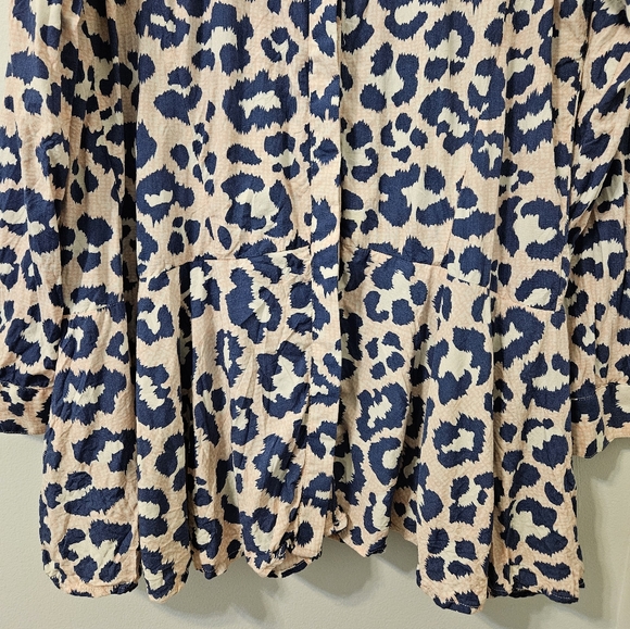 Entro Womens Button-Up Tunic Top NWOT Adjustable Sleeve Lightweight Pink Blue L - Picture 7 of 14